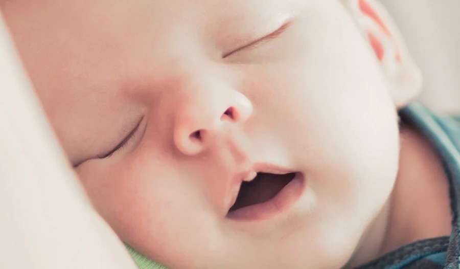 Bébé endormi - Bambo Nature