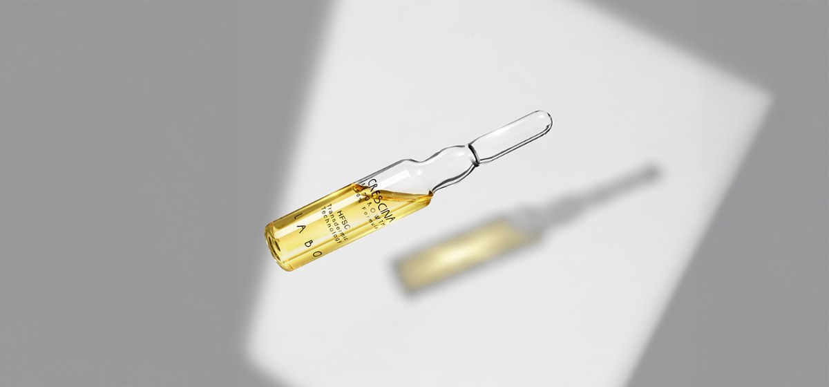 Ampoule Crescina sur fond clair