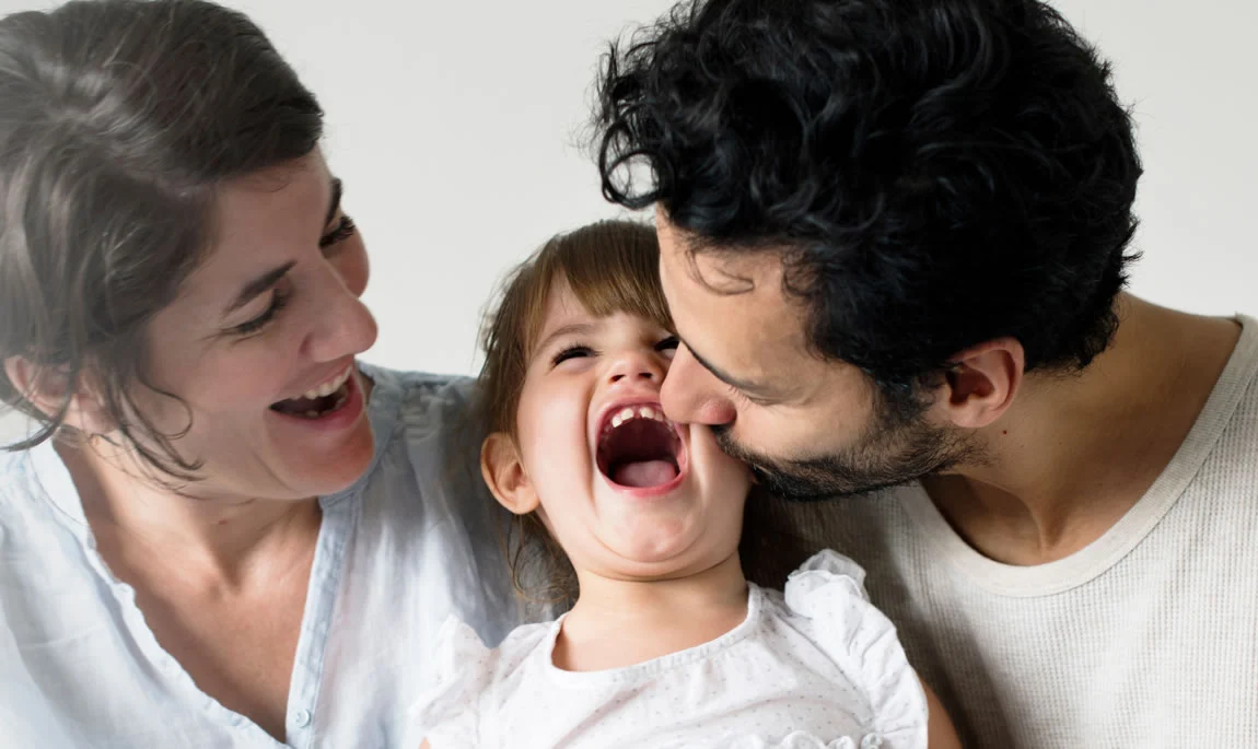 KIN, sourires en famille