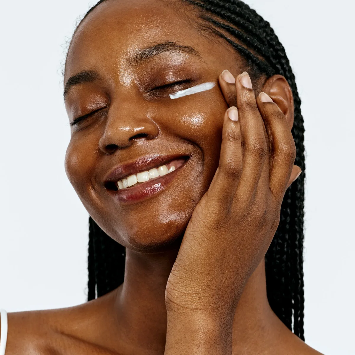 Soin Numbuzin appliqué sur le visage
